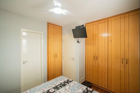 Apartamento para alugar com 75m², 3 quartos e 2 vagas Apartamento para alugar com 75m², 3 quartos e 2 vagasSuíte