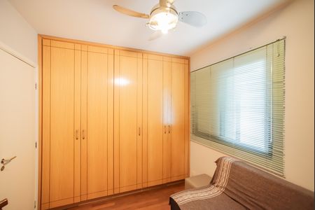Apartamento para alugar com 75m², 3 quartos e 2 vagas Apartamento para alugar com 75m², 3 quartos e 2 vagasQuarto 2