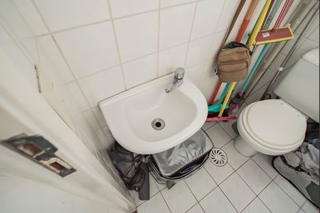 Apartamento para alugar com 75m², 3 quartos e 2 vagas Apartamento para alugar com 75m², 3 quartos e 2 vagasBanheiro de Serviço