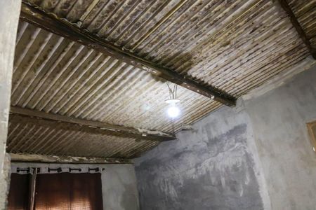 Casa para alugar com 30m², 1 quarto e 1 vaga Casa para alugar com 30m², 1 quarto e 1 vagaSala