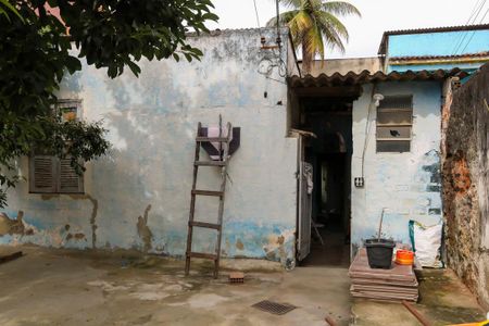 Casa para alugar com 30m², 1 quarto e 1 vaga Casa para alugar com 30m², 1 quarto e 1 vagaFachada