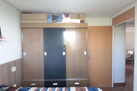Quarto 1 de apartamento para alugar com 2 quartos, 47m² em Bom Sucesso, Belo Horizonte