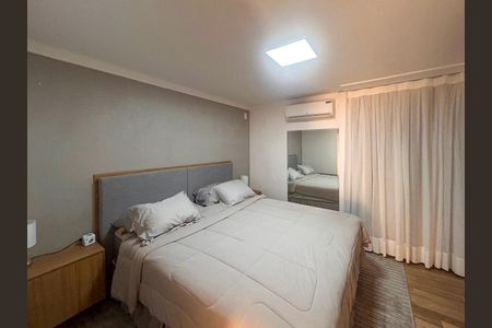 Apartamento à venda com 411m², 4 quartos e 3 vagas Apartamento à venda com 411m², 4 quartos e 3 vagasQuarto 4 - Suíte 4