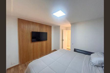 Apartamento à venda com 411m², 4 quartos e 3 vagas Apartamento à venda com 411m², 4 quartos e 3 vagasQuarto 4 - Suíte 4