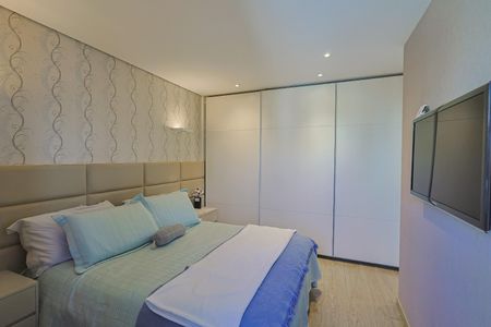 Apartamento à venda com 210m², 3 quartos e 3 vagas Apartamento à venda com 210m², 3 quartos e 3 vagasQuarto Suíte
