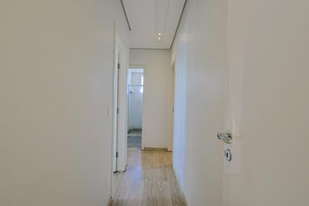 Apartamento à venda com 210m², 3 quartos e 3 vagas Apartamento à venda com 210m², 3 quartos e 3 vagasCorredor
