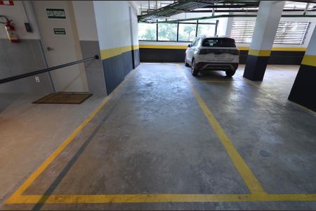 Apartamento à venda com 88m², 3 quartos e 2 vagas Apartamento à venda com 88m², 3 quartos e 2 vagasGaragem