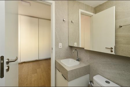 Apartamento à venda com 88m², 3 quartos e 2 vagas Apartamento à venda com 88m², 3 quartos e 2 vagasBanheiro Suíte