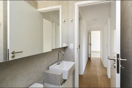 Apartamento à venda com 88m², 3 quartos e 2 vagas Apartamento à venda com 88m², 3 quartos e 2 vagasBanheiro Social