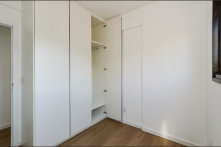 Apartamento à venda com 88m², 3 quartos e 2 vagas Apartamento à venda com 88m², 3 quartos e 2 vagasQuarto 2
