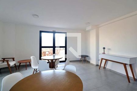 Apartamento para alugar com 42m², 2 quartos e 1 vagaÁrea comum - Salão de festas
