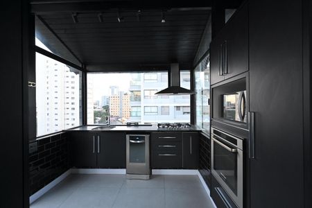 Cozinha  de apartamento à venda com 2 quartos, 173m² em Vila Clementino, São Paulo