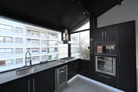 Apartamento à venda com 173m², 2 quartos e 2 vagasCozinha