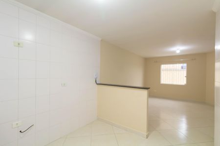 Cozinha de casa de condomínio para alugar com 2 quartos, 70m² em Vila Monte Santo, São Paulo
