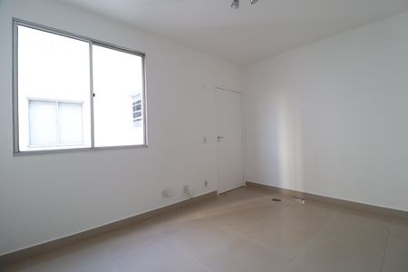 Sala de apartamento para alugar com 2 quartos, 50m² em Gávea, Uberlândia
