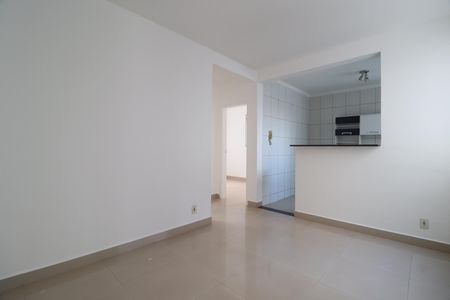 Sala de apartamento para alugar com 2 quartos, 50m² em Gávea, Uberlândia