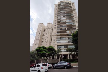 Apartamento para alugar com 147m², 2 quartos e sem vaga Apartamento para alugar com 147m², 2 quartos e sem vagaFachada