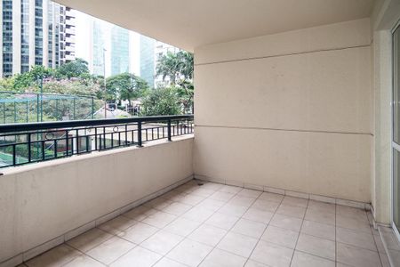 Apartamento para alugar com 147m², 2 quartos e sem vaga Apartamento para alugar com 147m², 2 quartos e sem vagaVaranda