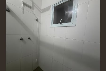 Foto 11 de casa de condomínio à venda com 3 quartos, 230m² em Jardim Londrina, São Paulo