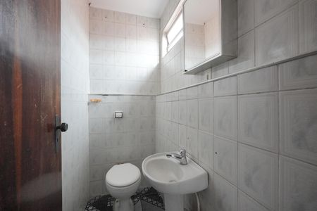 Casa para alugar com 450m², 2 quartos e 1 vagaBanheiro