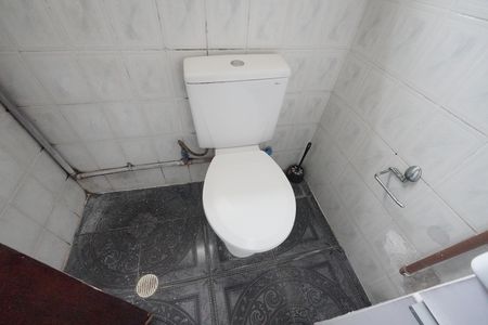 Casa para alugar com 450m², 2 quartos e 1 vagaBanheiro