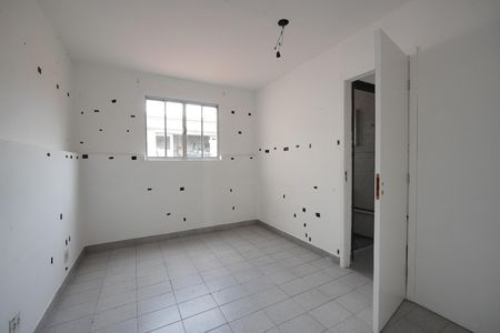 Casa para alugar com 450m², 2 quartos e 1 vagaQuarto