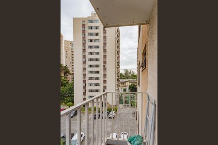 Varanda de apartamento para alugar com 2 quartos, 48m² em Parque Bristol, São Paulo
