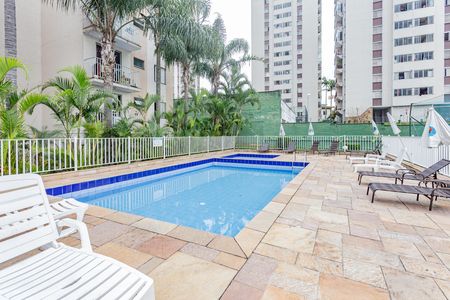 Apartamento para alugar com 48m², 2 quartos e 2 vagasÁrea comum - Piscina