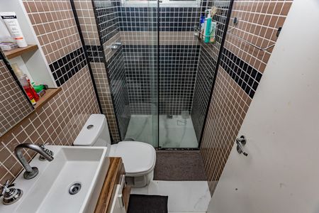 Banheiro de apartamento para alugar com 2 quartos, 48m² em Parque Bristol, São Paulo