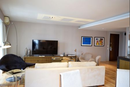 Apartamento para alugar com 132m², 2 quartos e 4 vagasSala