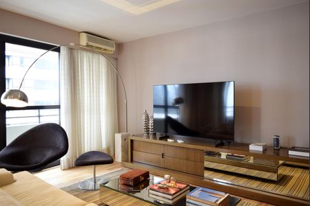 Apartamento para alugar com 132m², 2 quartos e 4 vagasSala