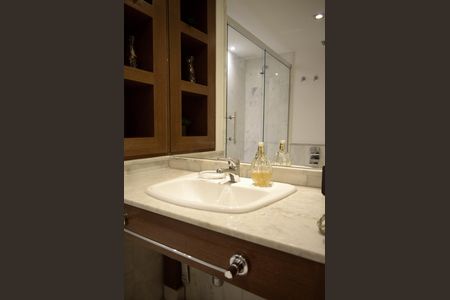 Banheiro da Suíte 1 de apartamento para alugar com 2 quartos, 132m² em Paraíso, São Paulo