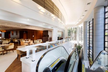 Apartamento para alugar com 132m², 2 quartos e 4 vagas Apartamento para alugar com 132m², 2 quartos e 4 vagasMesanino - Resturante