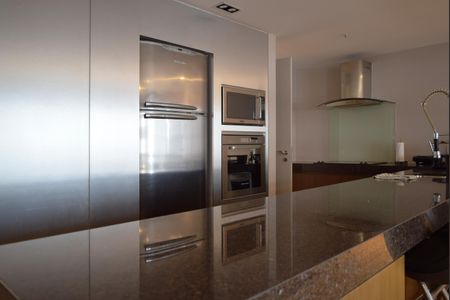 Apartamento para alugar com 132m², 2 quartos e 4 vagasCozinha