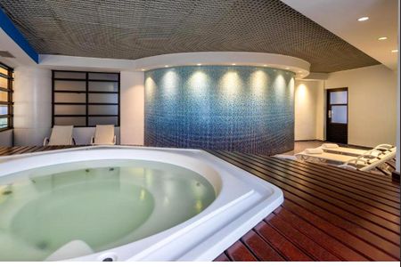 Ofurô de apartamento para alugar com 2 quartos, 132m² em Paraíso, São Paulo