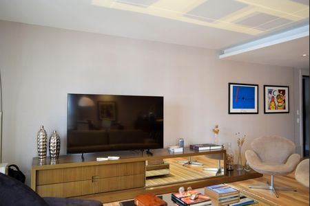 Apartamento para alugar com 132m², 2 quartos e 4 vagasSala