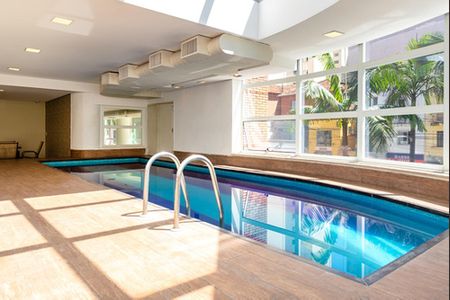 Apartamento para alugar com 132m², 2 quartos e 4 vagas Apartamento para alugar com 132m², 2 quartos e 4 vagasPiscina coberta