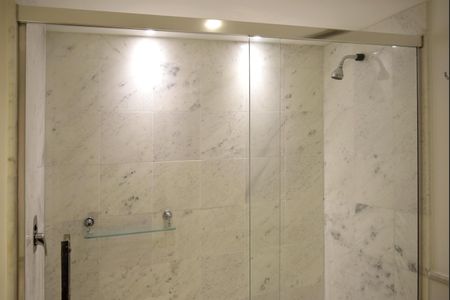Apartamento para alugar com 132m², 2 quartos e 4 vagasBanheiro da Suíte 2