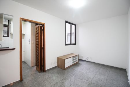 Apartamento à venda com 74m², 2 quartos e 1 vaga Apartamento à venda com 74m², 2 quartos e 1 vagaSala