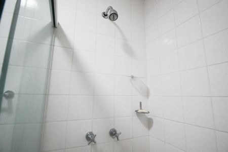 Apartamento à venda com 74m², 2 quartos e 1 vaga Apartamento à venda com 74m², 2 quartos e 1 vagaBanheiro da Suíte 2