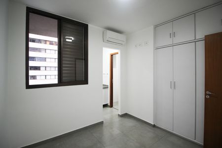 Apartamento à venda com 74m², 2 quartos e 1 vaga Apartamento à venda com 74m², 2 quartos e 1 vagaSuíte 2