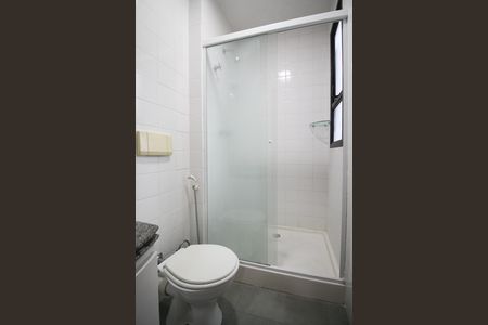 Apartamento à venda com 74m², 2 quartos e 1 vaga Apartamento à venda com 74m², 2 quartos e 1 vagaBanheiro da Suíte 1