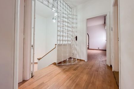 Casa para alugar com 271m², 4 quartos e 3 vagas Casa para alugar com 271m², 4 quartos e 3 vagasPiso Superior