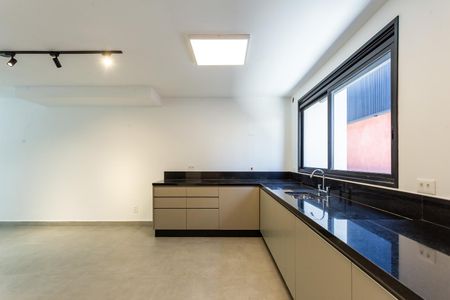Casa para alugar com 225m², 3 quartos e 3 vagas Casa para alugar com 225m², 3 quartos e 3 vagasCozinha