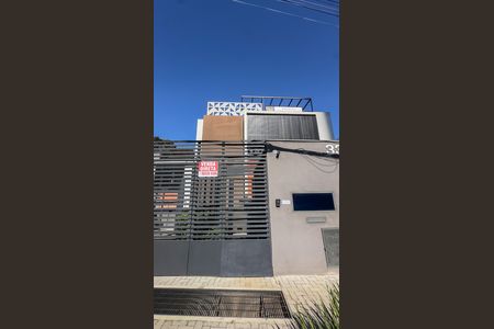 Casa para alugar com 225m², 3 quartos e 3 vagas Casa para alugar com 225m², 3 quartos e 3 vagasFachada