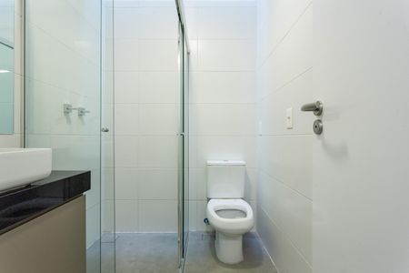 Casa para alugar com 225m², 3 quartos e 3 vagas Casa para alugar com 225m², 3 quartos e 3 vagasBanheiro