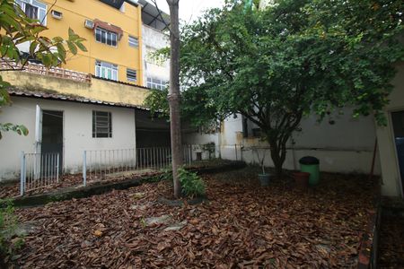 Casa para alugar com 90m², 3 quartos e 3 vagasQuintal fundos