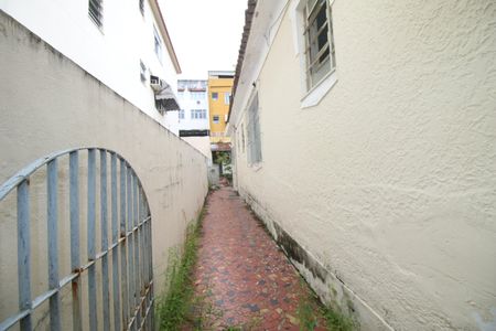 Casa para alugar com 90m², 3 quartos e 3 vagasCorredor lateral