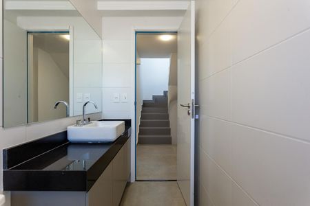 Casa para alugar com 256m², 3 quartos e 3 vagas Casa para alugar com 256m², 3 quartos e 3 vagasBanheiro
