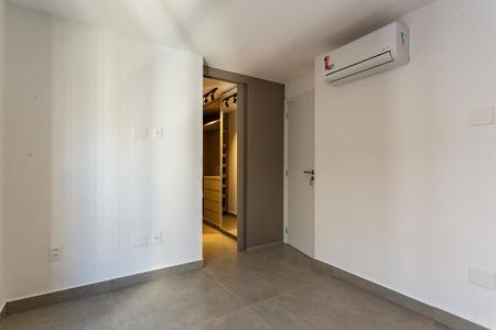 Casa para alugar com 256m², 3 quartos e 3 vagas Casa para alugar com 256m², 3 quartos e 3 vagasQuarto